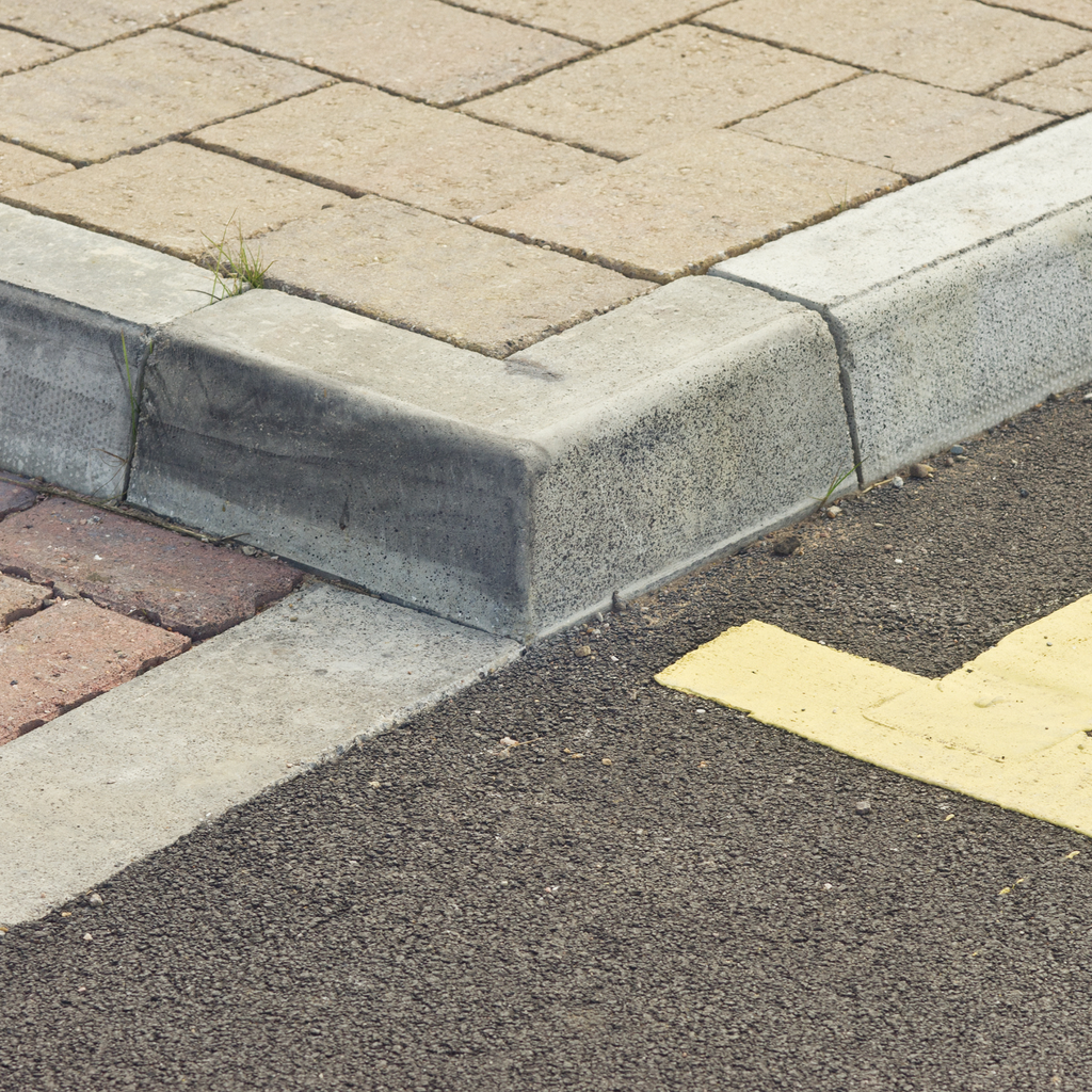 Bullnose Edge